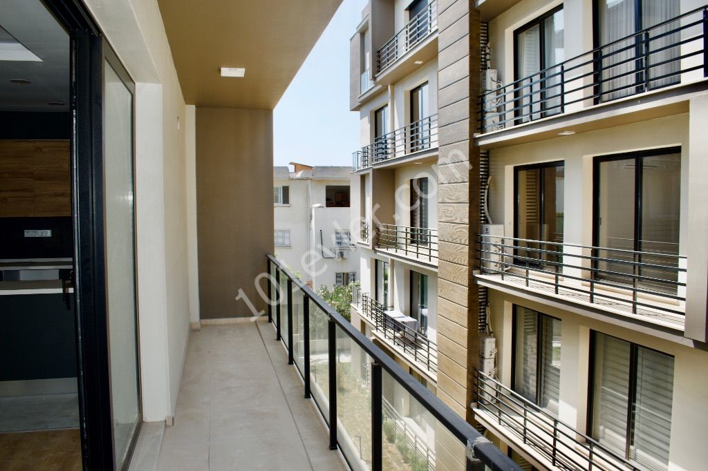 2 + 1 Flat for Sale in Kyrenia Center | 120 m2 | High Building Technology