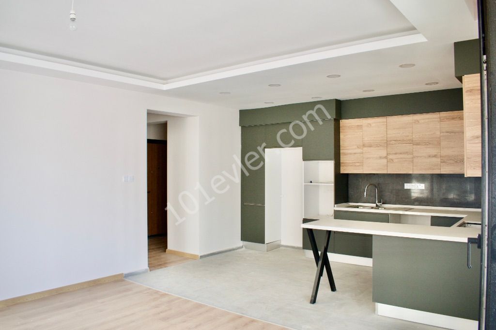 2 + 1 Flat for Sale in Kyrenia Center | 120 m2 | High Building Technology