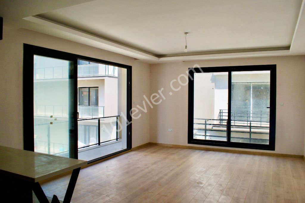 2 + 1 Flat for Sale in Kyrenia Center | 120 m2 | High Building Technology