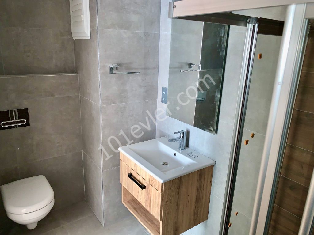 2 + 1 Flat for Sale in Kyrenia Center | 120 m2 | High Building Technology