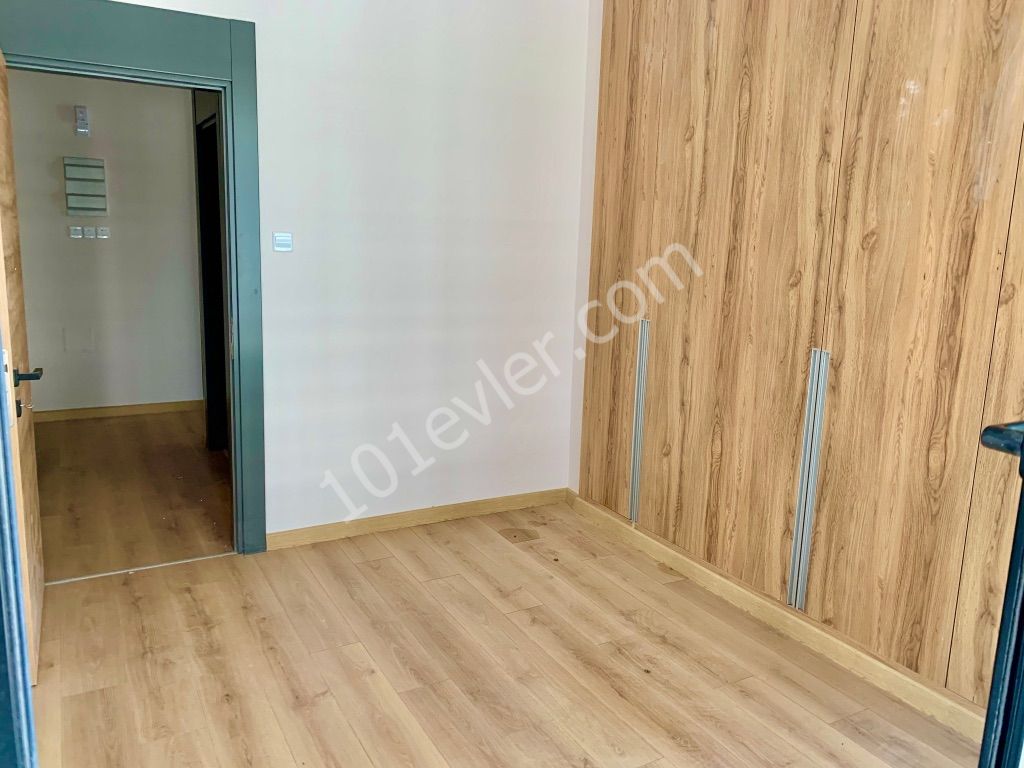 2 + 1 Flat for Sale in Kyrenia Center | 120 m2 | High Building Technology