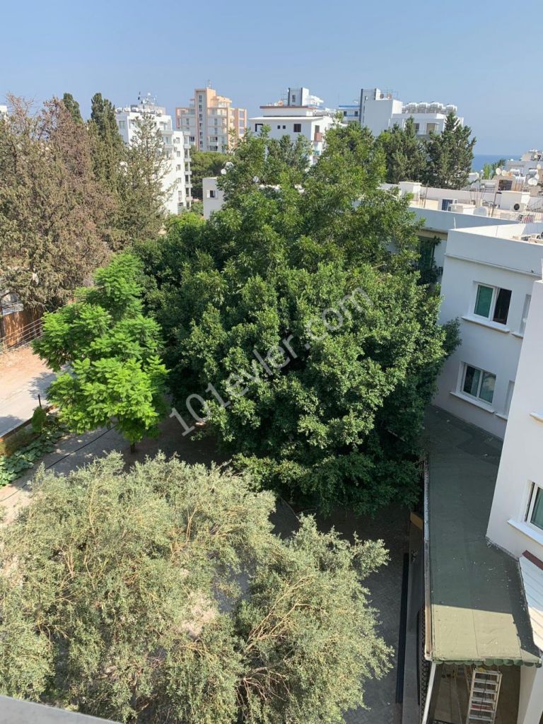 Flat For Sale in Girne Merkez, Kyrenia