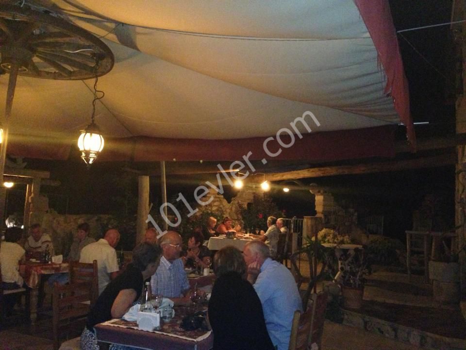 Girne Küçük Erenköy’de Satılık Restoran | Opsiyonel 3+1 Eko Taş Ev