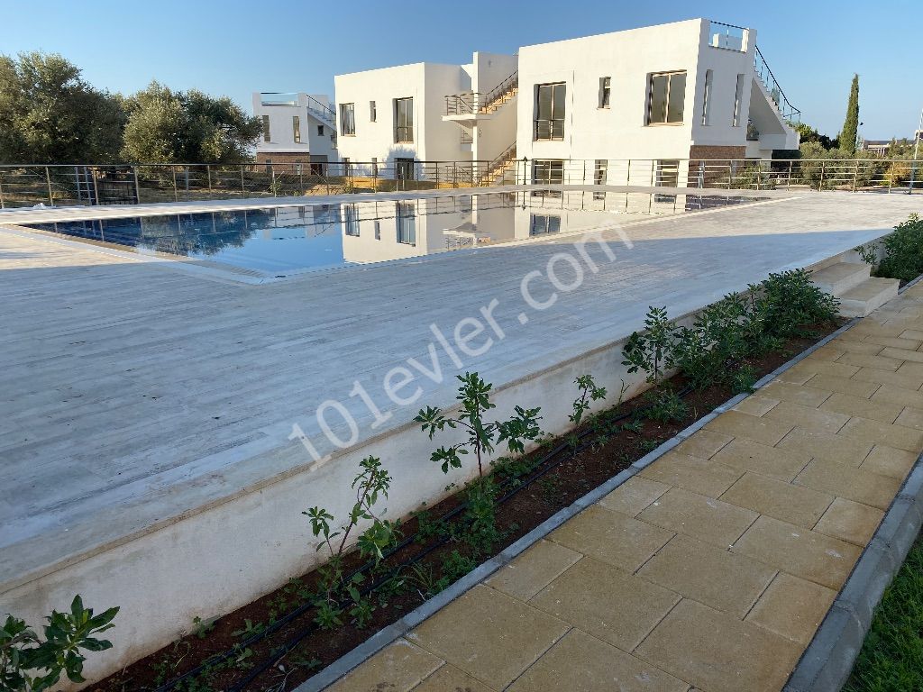 Flat For Sale in Zeytinlik, Kyrenia