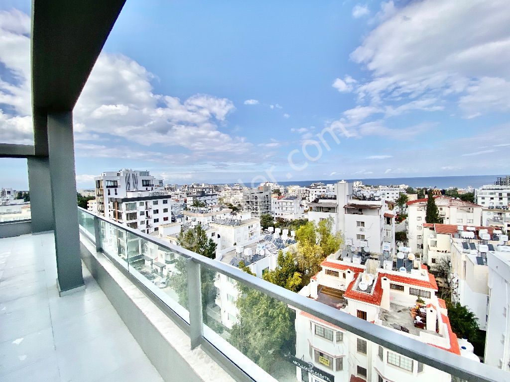 Girne Merkez’de 2+1 Satılık Penthouse | 220 m2 | Deniz Manzarası