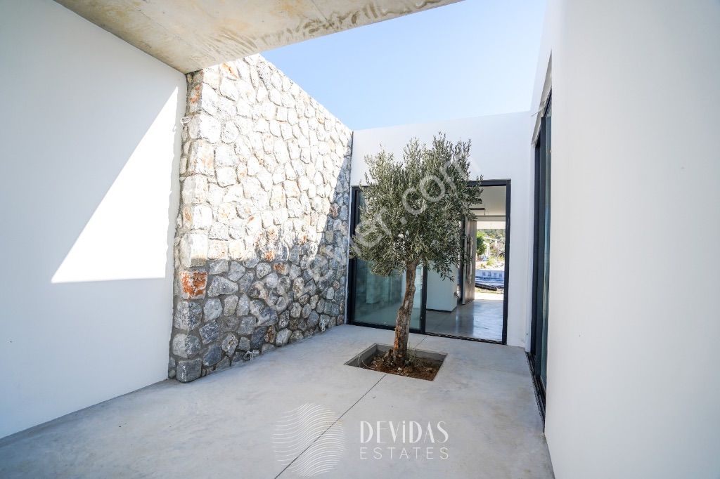 3+1 Villa in Kyrenia / perfekte Balance von Luxus und Natur ** 