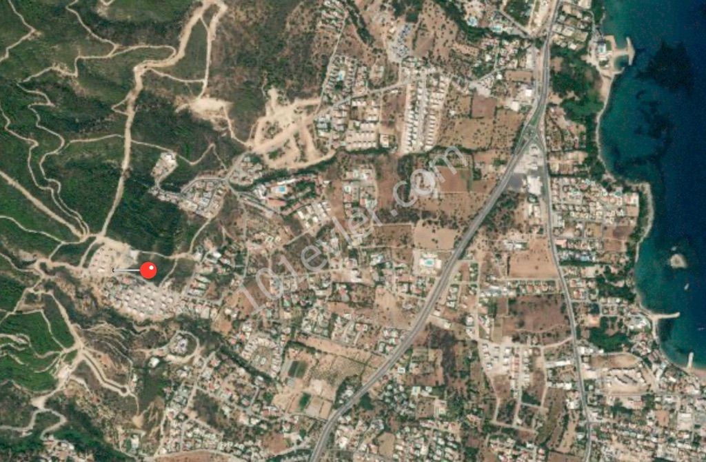 Residential Zoned Plot For Sale in Edremit, Kyrenia