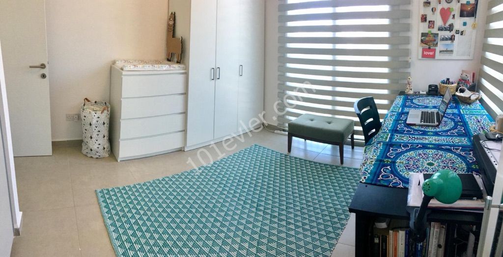 2 + 1 Flat in Alsancak, Girne | Large Garden | Suitable for Bank Credit