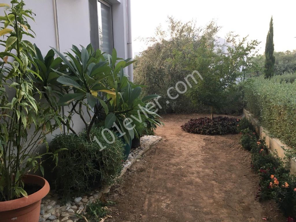 2 + 1 Flat in Alsancak, Girne | Large Garden | Suitable for Bank Credit