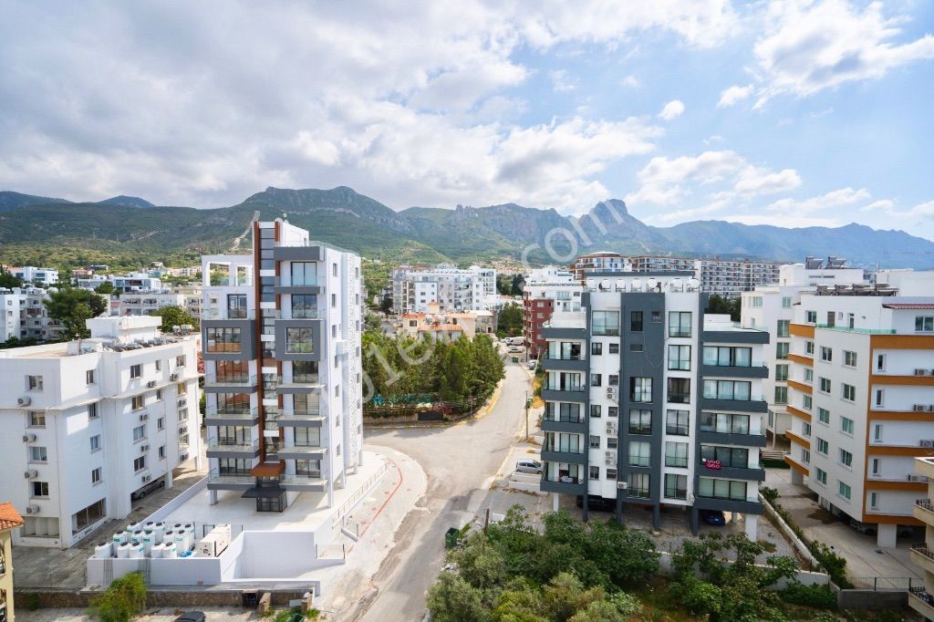 Girne Merkez’de 3+1 Satılık Penthouse | 262 m2 | Yüksek Kira Getirisi