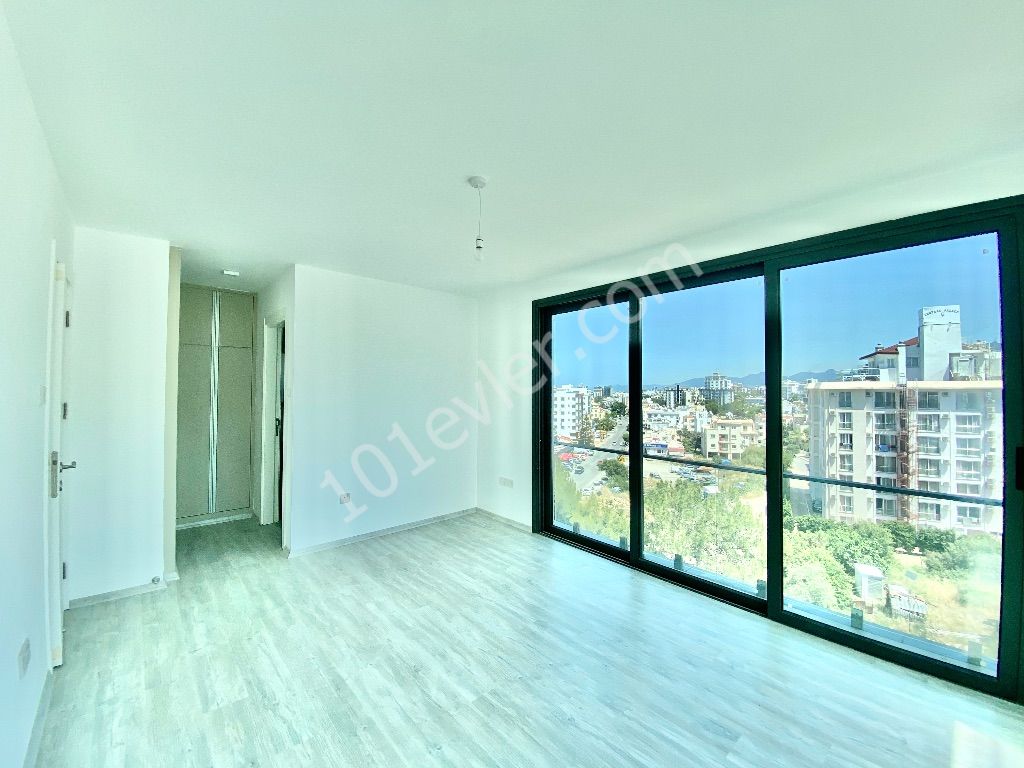 Girne Merkez’de 3+1 Satılık Penthouse | 262 m2 | Yüksek Kira Getirisi