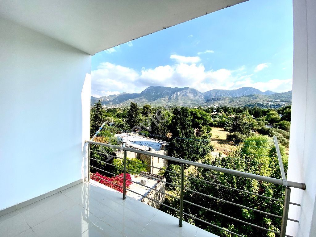 2+1 Apartment for Sale in Kyrenia Central / Paid VAT and Expenses ** 