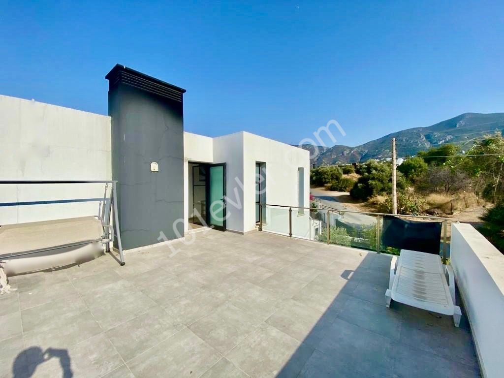 3 + 1 Villa for Sale in Ozanköy, Kyrenia | 265 m2 | In nature