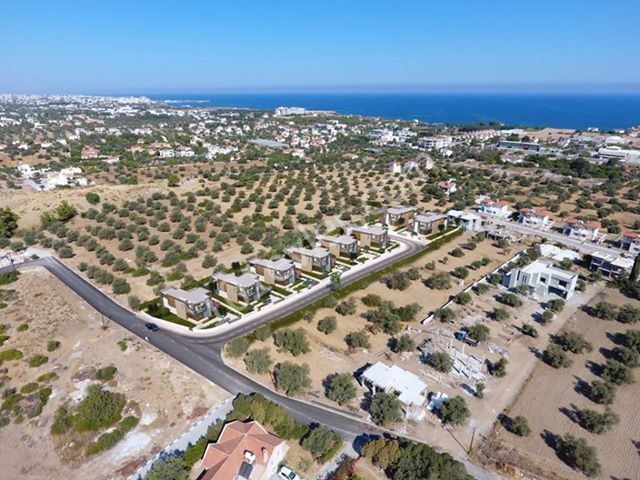 4+1 Villa zum Verkauf in Kyrenia Chatalköy / Pool und ruhig ** 