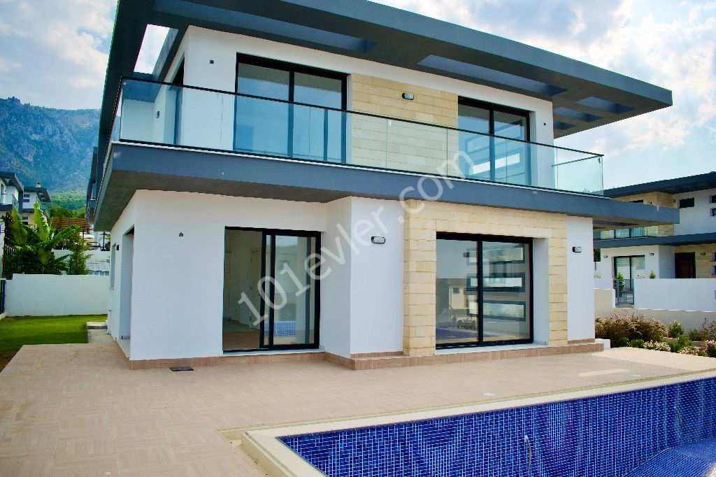 Villa For Sale in Edremit, Kyrenia