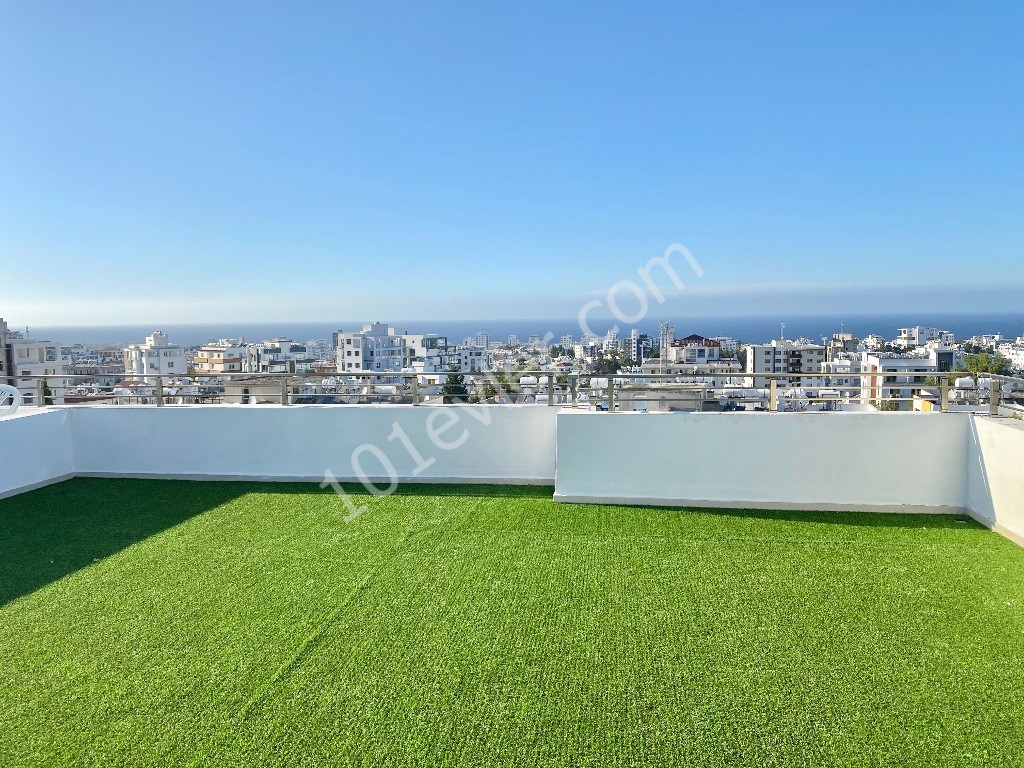 Girne Merkez’de 2+1 Penthouse Daire | Türk Koçanlı |50m2 Çatı Teras