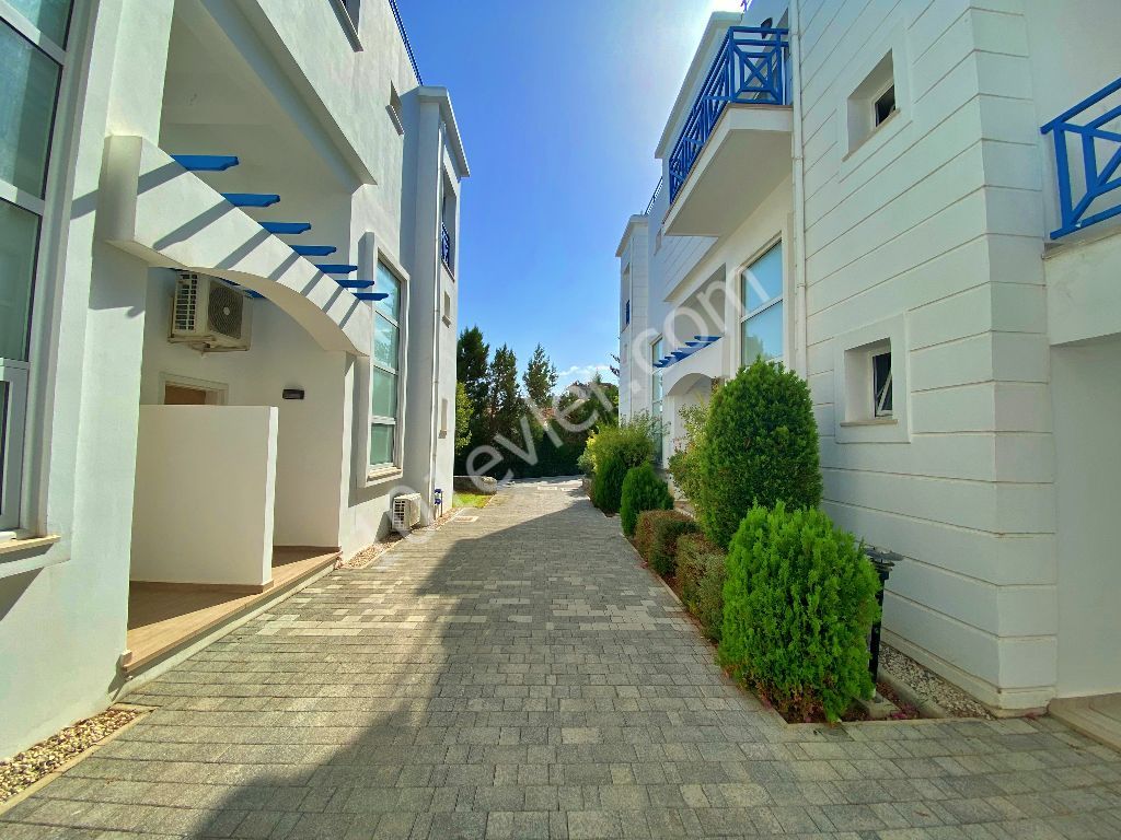 Flat To Rent in Alsancak, Kyrenia