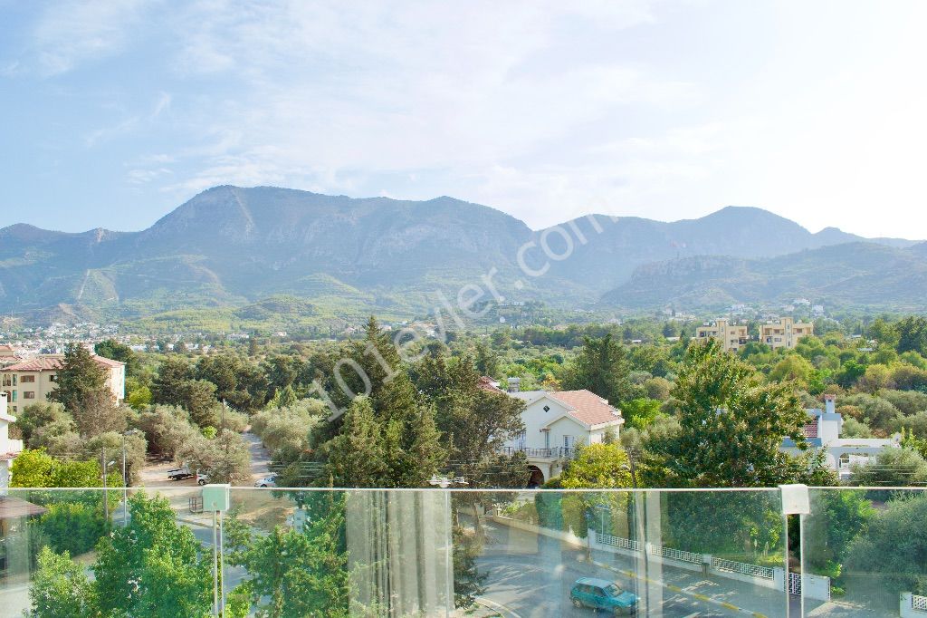 Flat To Rent in Girne Merkez, Kyrenia