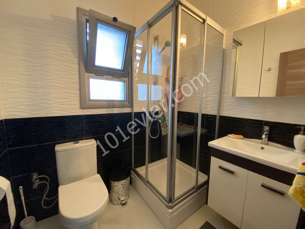 Flat To Rent in Girne Merkez, Kyrenia