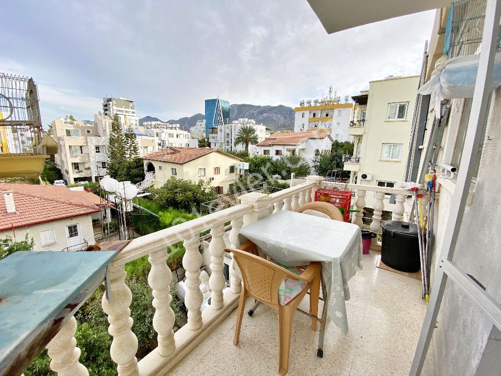 3+ 1 Apartment for Sale in Kyrenia Central | 234m2 / Well-maintained ** 