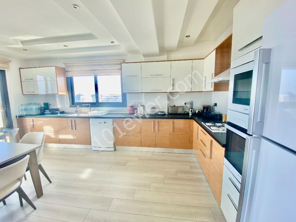 Flat For Sale in Girne Merkez, Kyrenia