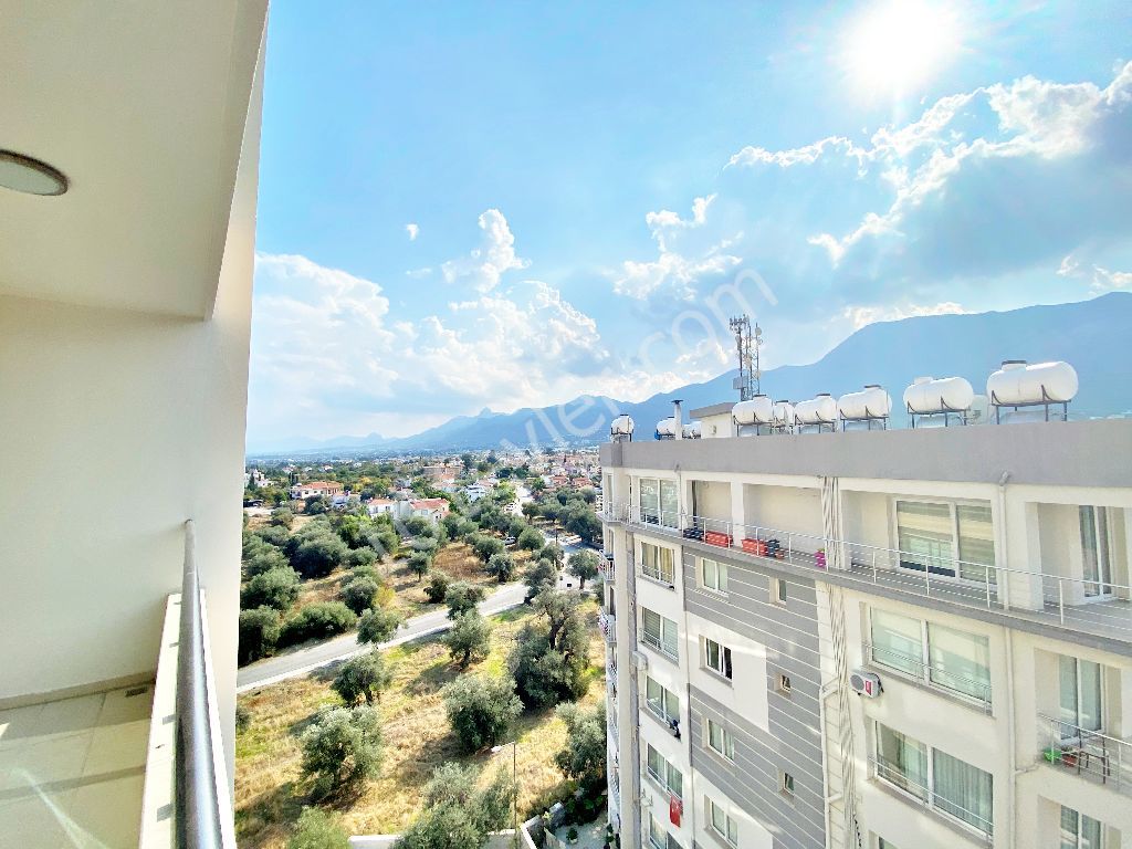 Girne Merkez'de Kiralık 3+1 Daire | Full Eşyalı