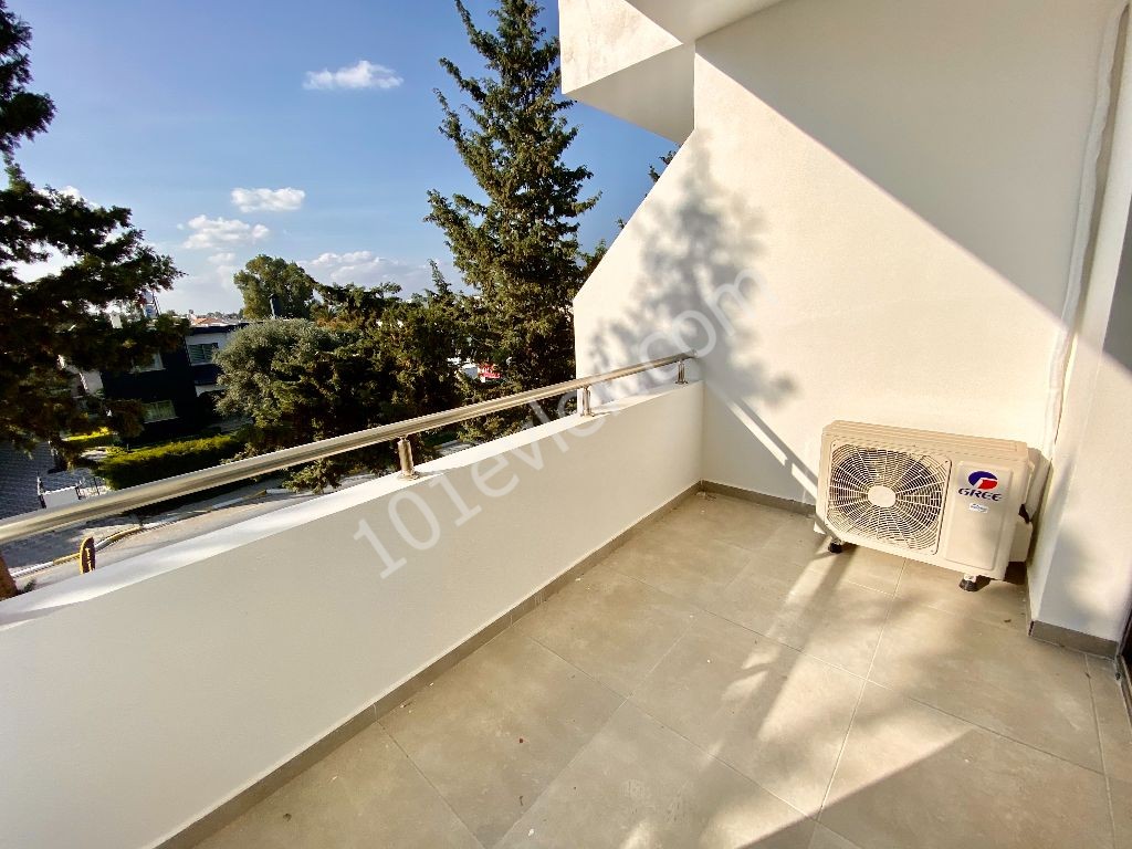 Flat To Rent in Karaoğlanoğlu, Kyrenia