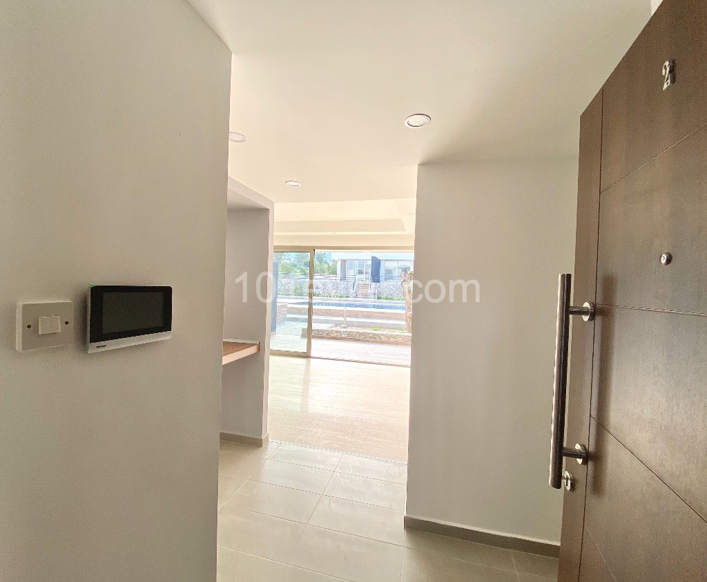 Flat For Sale in Alsancak, Kyrenia