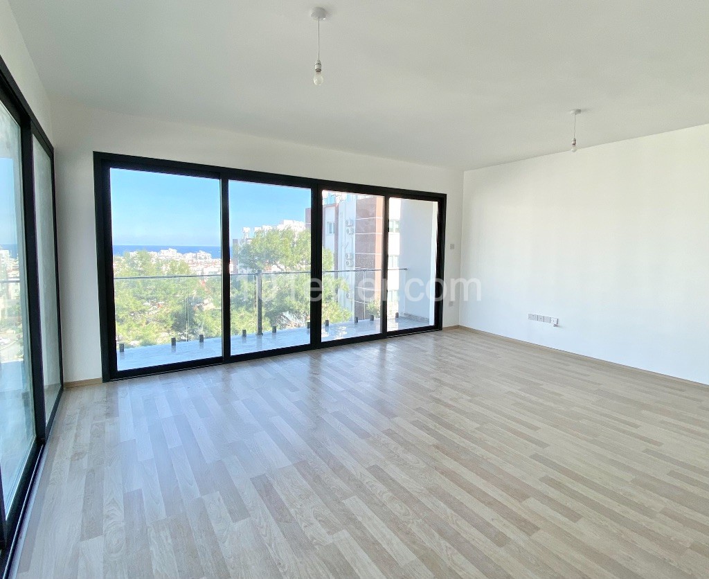 Kyrenia Central |145 m2 | 3+ 1 Luxury Apartment for Sale |Ready to Move Right Away ** 