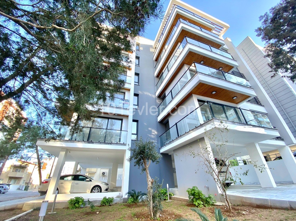 Kyrenia Central |145 m2 | 3+ 1 Luxury Apartment for Sale |Ready to Move Right Away ** 