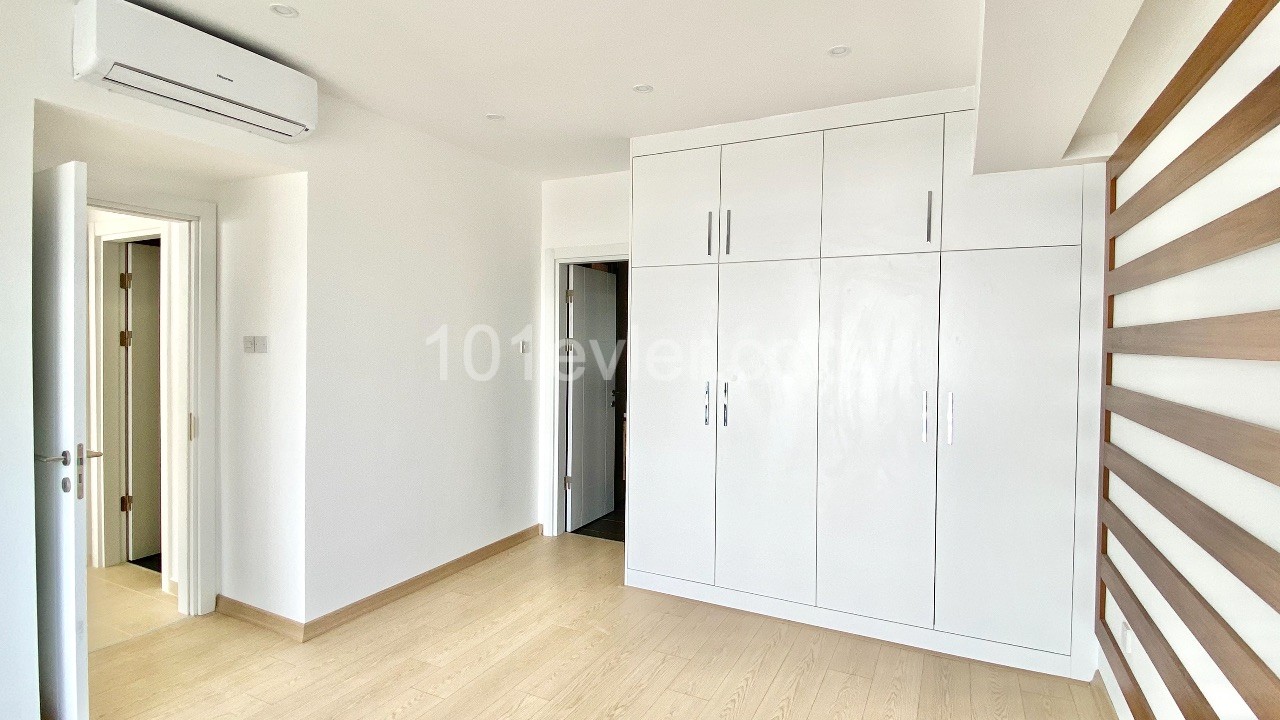 Flat For Sale in Alsancak, Kyrenia