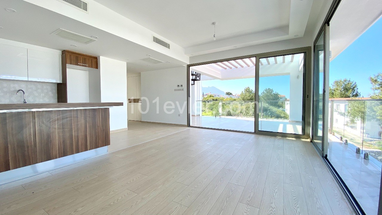 Flat For Sale in Alsancak, Kyrenia