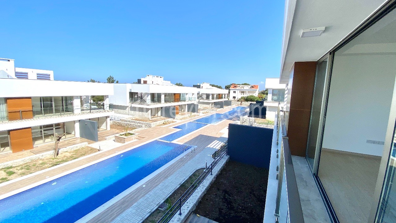 Girne Çıkartma Plajı Karşısı| 168m2 2+1 Satılık Son Daire| Deniz ve Plajlara  Yürüme Mesafesi | Çatı Teras ve Barbekü Alanı