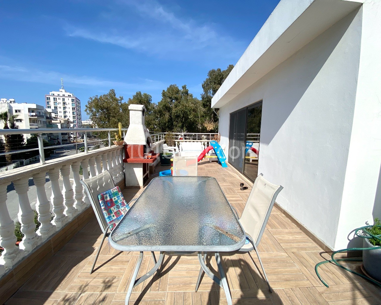 Flat For Sale in Girne Merkez, Kyrenia