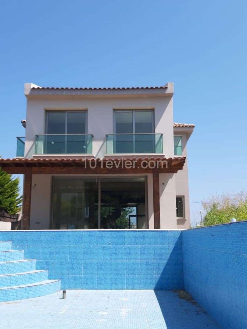 Villa For Sale in Alsancak, Kyrenia