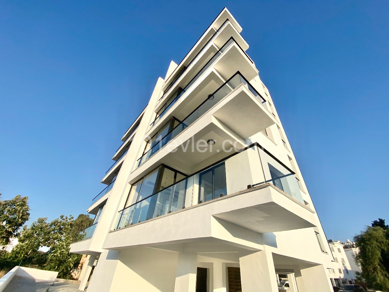 Kyrenia Central / 2+1 Penthouse | With Unobstructed Sea and Marina Views | Full New Furniture and Appliances | ** 