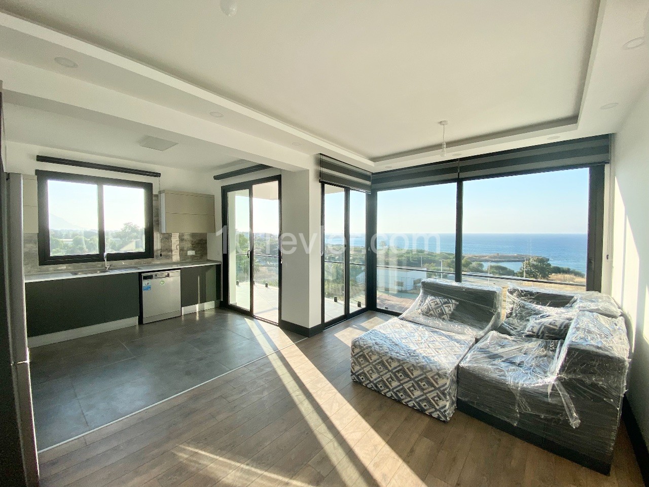 Kyrenia Central / 2+1 Penthouse | With Unobstructed Sea and Marina Views | Full New Furniture and Appliances | ** 