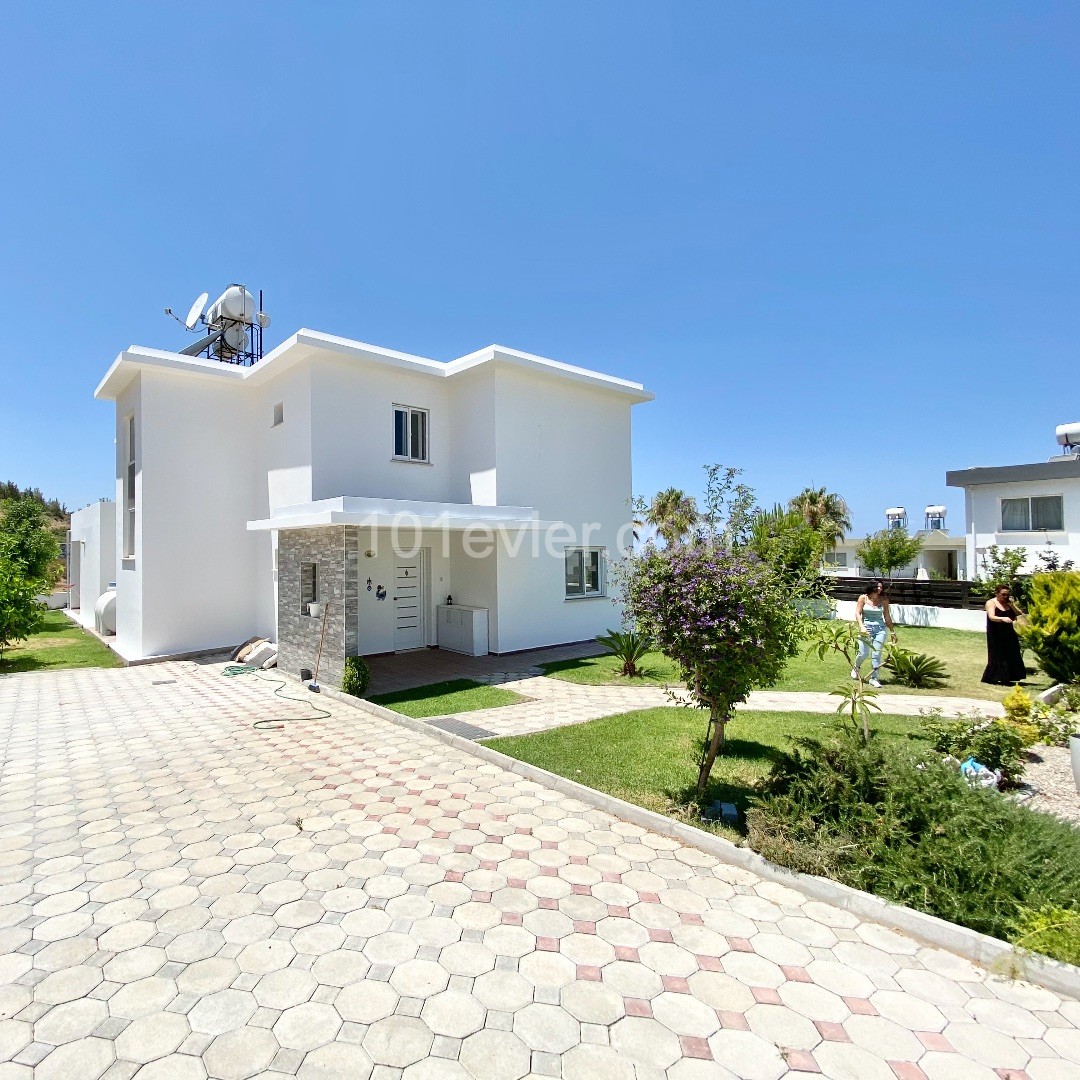 Villa For Sale in Çatalköy, Kyrenia