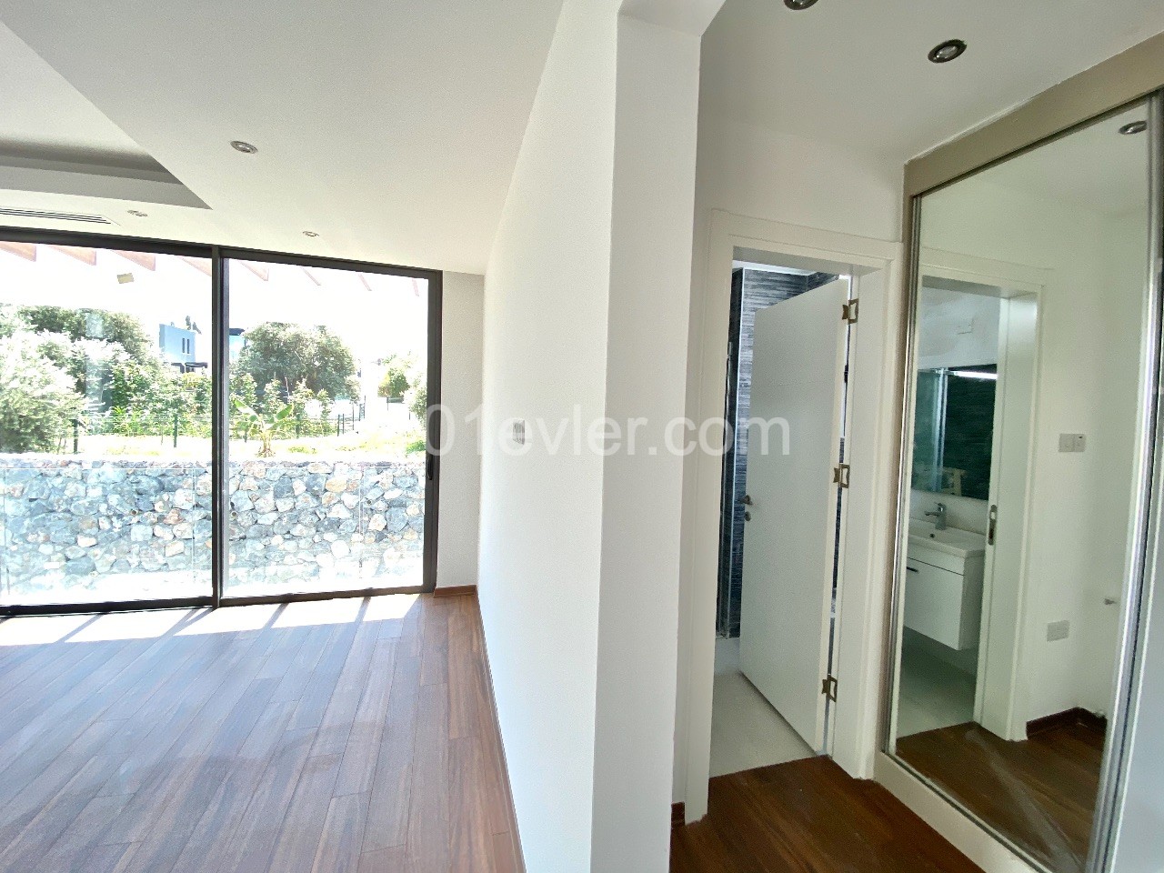 Kyrenia Ozankoy 3+ 1 New Villa | Private Pool | Garden 520m2 / Ready to Move | ** 