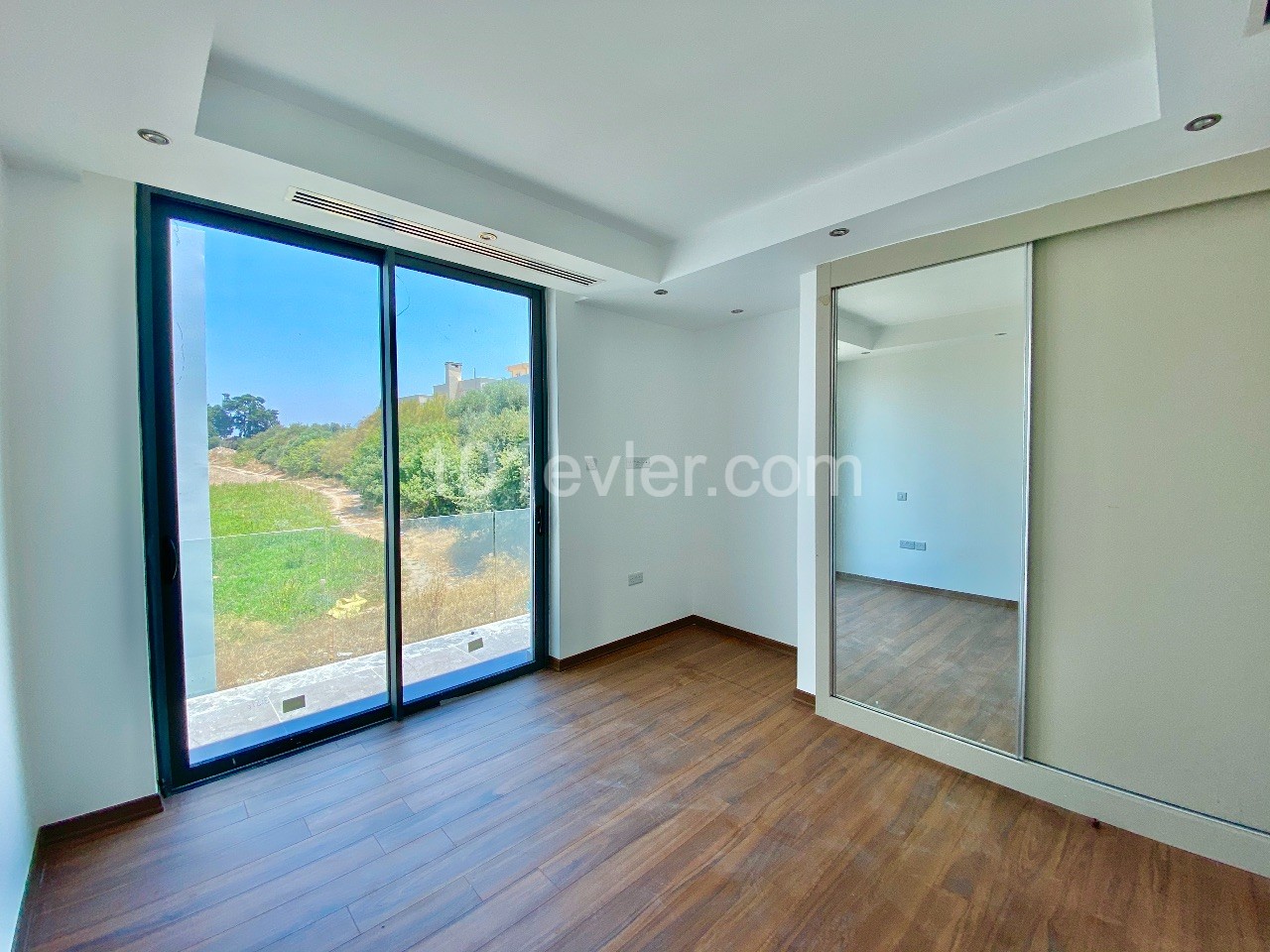 Kyrenia Ozankoy 3+ 1 New Villa | Private Pool | Garden 520m2 / Ready to Move | ** 