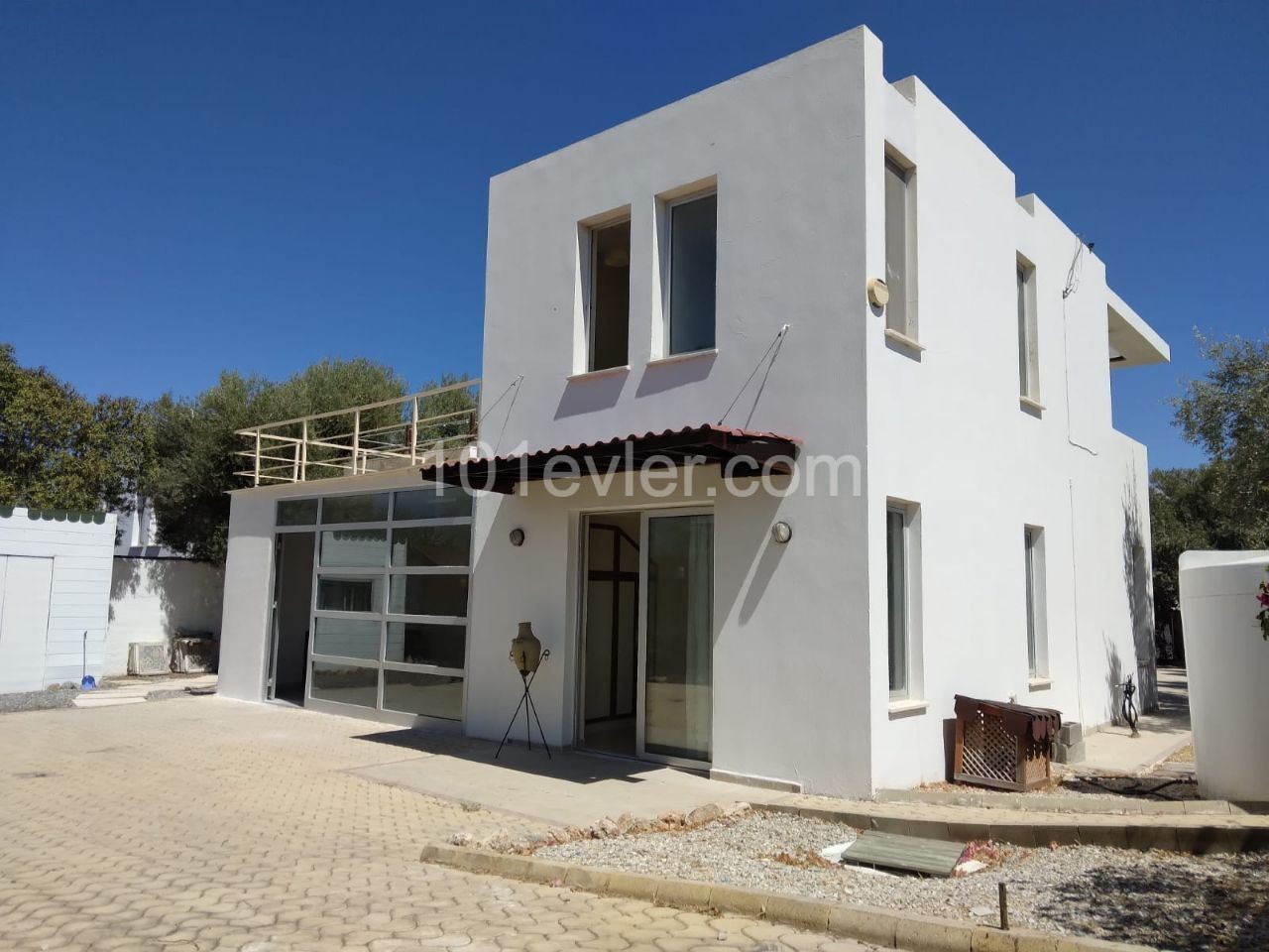 Kyrenia Esentepe / Luxus Möblierte 3 + 1 Villa Zum Verkauf / Privater Pool / Garten / Berg-Und Meerblick ** 