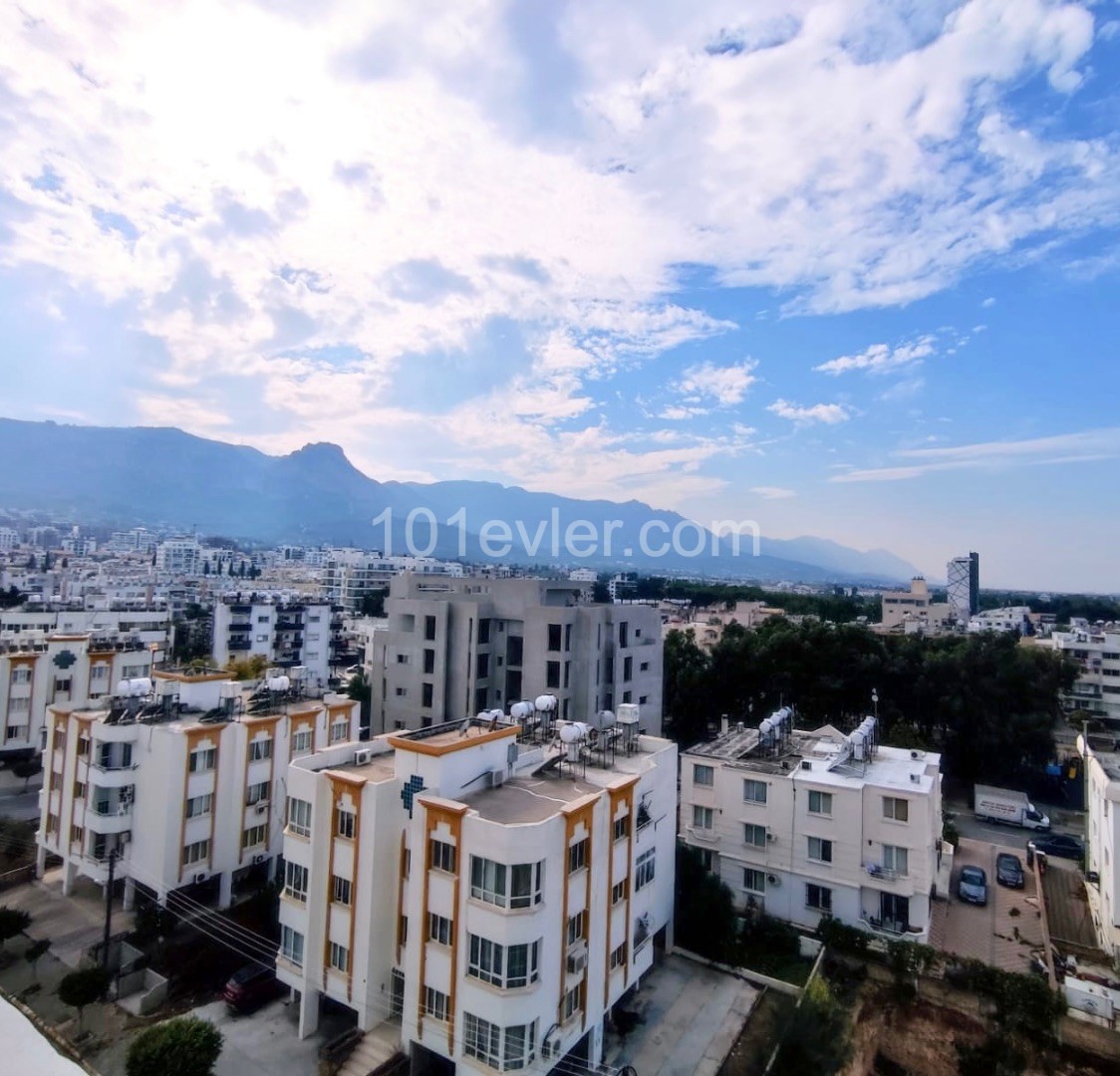 Girne Kaşgar’da 2+1 Satılık | Penthouse Daire| Deniz ve Dağ Manzaralı | Fırsat Fiyat