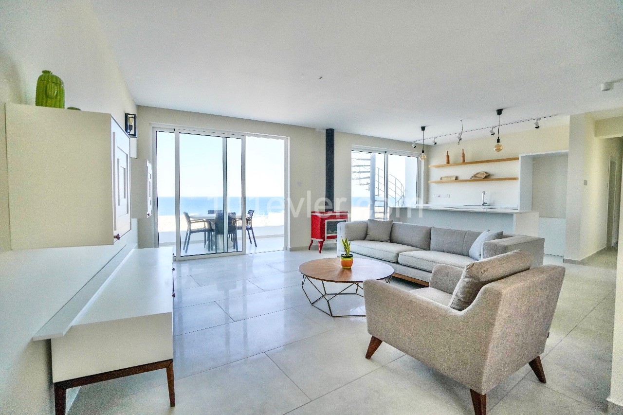  Kyrenia Bahceli |Uncut Sea View | 100mt Away From Sea |3 bedrooms Penthouse