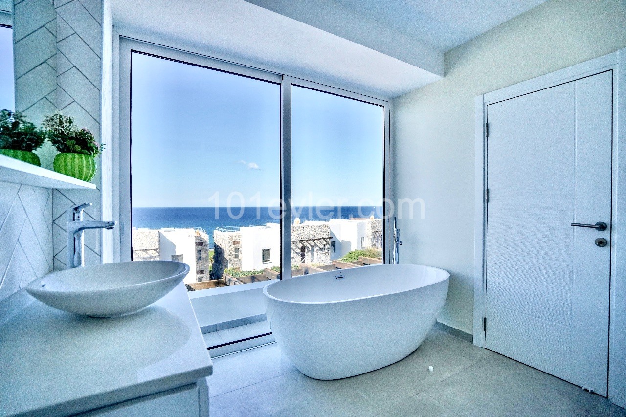  Kyrenia Bahceli |Uncut Sea View | 100mt Away From Sea |3 bedrooms Penthouse