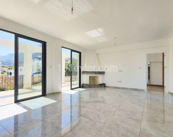 Girne Karşıyaka  | FIRSAT FİYATLI | 735m2 Bahçe | 3+1 Villa