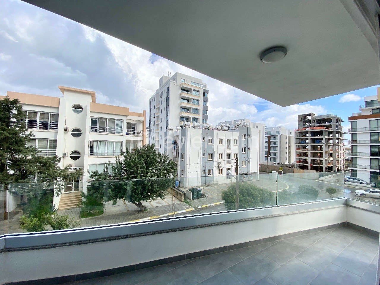 Girne Kaşgar| 115m2 Satılık 2+1 | Büyük Salon | Ferah Mutfak | Geniş Balkon | Yüksek Kira Getirisi