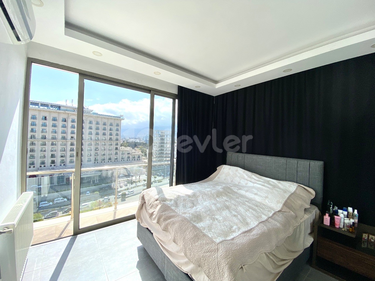 Kyrenia Center | Spectacular Sea View | Great Hall and Spacious Kitchen | Central Heating System ** 