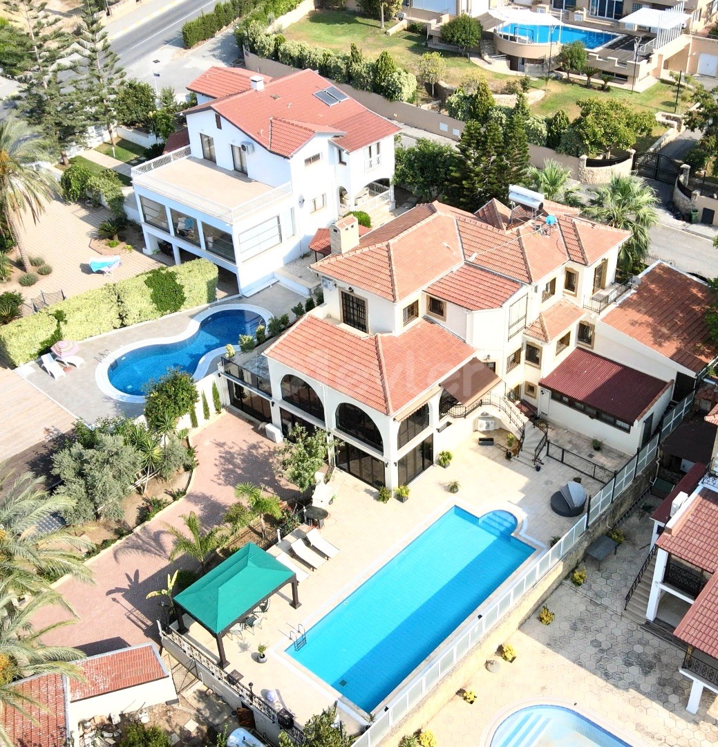 Kyrenia , Bellapais / Villa for sale | 1050 m2 Garden | 5 Bedrooms ** 