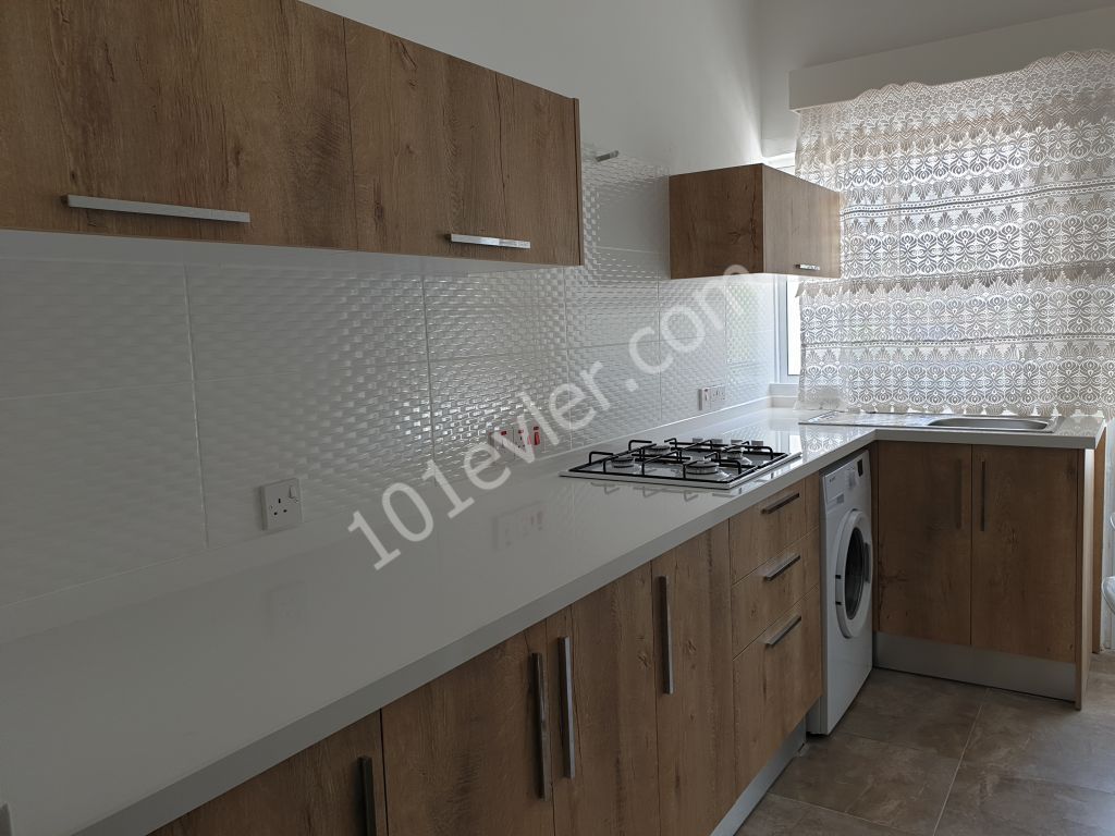 Kiralık 2+1 eşyalı daire DAU nun tam dibinde 10 aylık