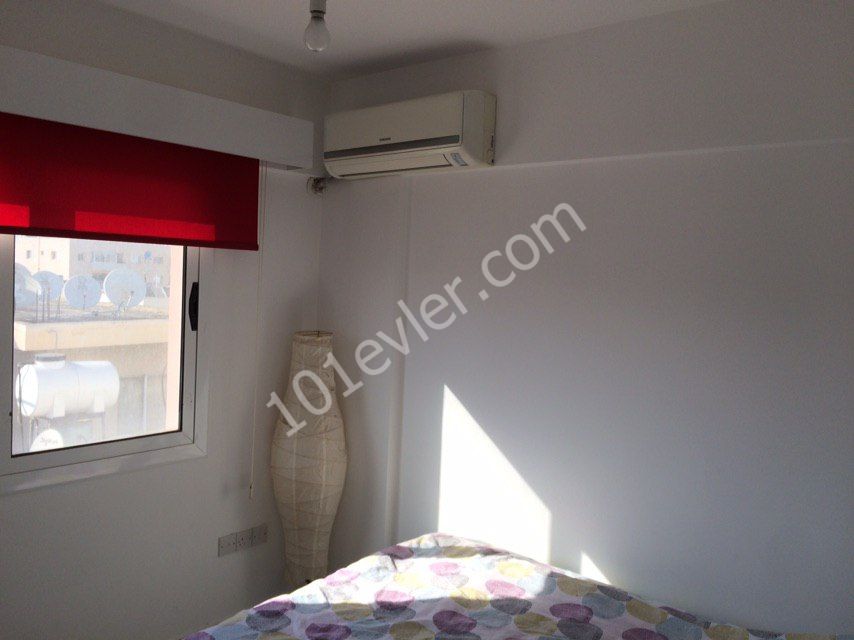 Kiralık  eşyalı 2+1 daire Mağusa Merkezde Lemar AVM nin tam karşısında 9 Aylık